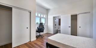 2600 S Catalina Street - Co-Living Gallery 23