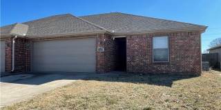 1008 Kensington Gallery 1