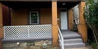 Comfortable 4BR 1BA house in McKees Rocks Gallery 1