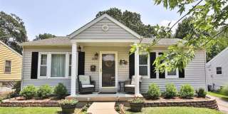 3 BR, 2 BA, 2 car garage Webster Groves Home in Saint Louis Gallery 3