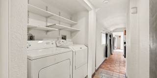 Charming 2-Bedroom Apartment in Berkeley - Available NOW Gallery 11