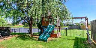 Stunning Home + North Rose Lake + Deer Creek Schools + 4 Bedrooms Gallery 1