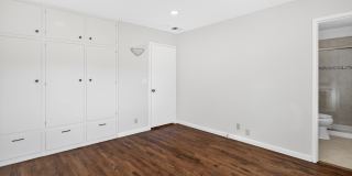 899 Ebbets Drive Gallery 18