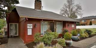 Light & Bright 2 Bed 1 Bath Condo! Gallery 16