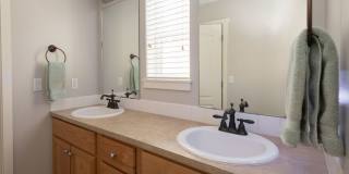 Beautifully Maintained Single Level Home with AC! Gallery 12