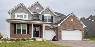 205 Tinana Street Gallery 1