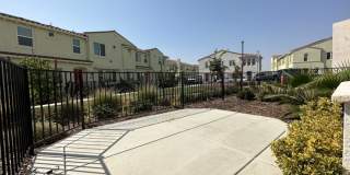 5301 East Commerce Way Gallery 4