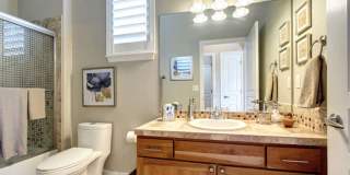 Spacious 3 BDR Townhome on Golf Course Gallery 43