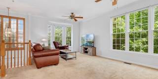 1942 CROSSING STONE Court Gallery 4