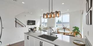 Green Lake Townhome Gallery 8