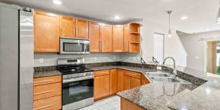 Move-In Ready Rental in Royal Tuscan! Gallery 4