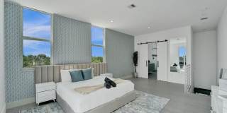 1220 NE 15th Avenue Gallery 24