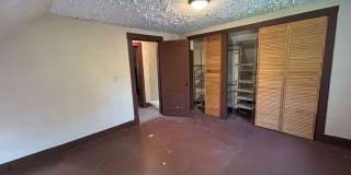Welcome to 377 Talbot Ave — Charming Pet-Friendly Home in East Akron! Welcome to 377 Talbot Ave — Charming Pet-Friendly Home in East Akron! Gallery 15