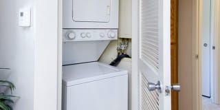 eaves La Mesa Gallery 8