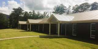 105 Cooper Circle Gallery 1