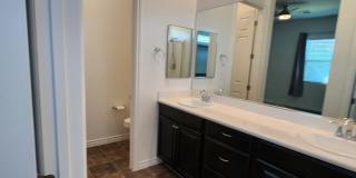 Guard-Gated Cadence | 2 Bed Single-Story Home in 55+ Community | WiFi Included Gallery 13