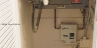 901 NE 14th Ave Gallery 13