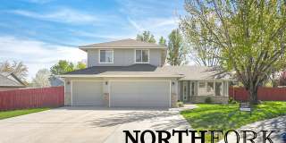 Welcome to a beautifully maintained home in one of Eagle’s most desirable neighborhoods Gallery 1