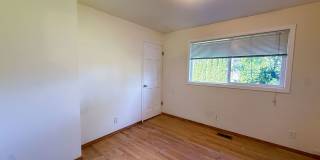 3bd/1.5ba Edmonds Home Gallery 16