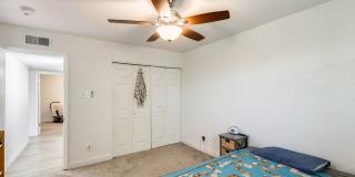 4bed, 2bath Glendale home with a pool! Gallery 30