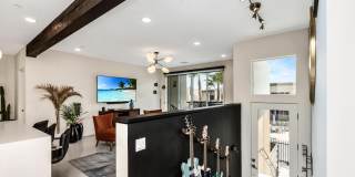 205 The Riv Gallery 1