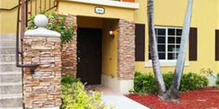 Beautiful 2/2 First-Floor Condo with Lake View in Homestead FREE APPLICATICATION FEE. Gallery 1