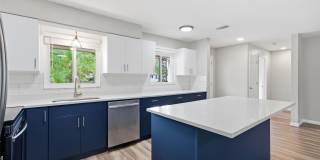 2465 BRENTWOOD DRIVE Gallery 8