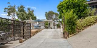 2534 Whitney Avenue Gallery 33