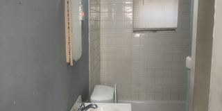 1710 Orr Street Gallery 6