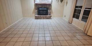 Spacious 3 bedroom, 2 bath Gallery 23