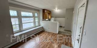 927 S Spring Gallery 1