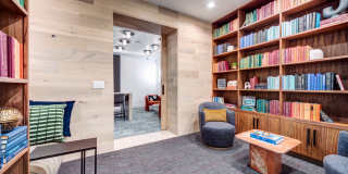 Lakeshore Pearl Gallery 24