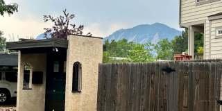 Spacious North Boulder Townhome Gallery 10