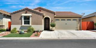 MOVE IN READY!! 3 BEDROOM 2 BATH HOME Gallery 1