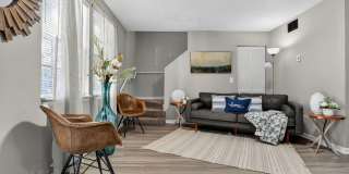 Oakwood Townhomes Gallery 1