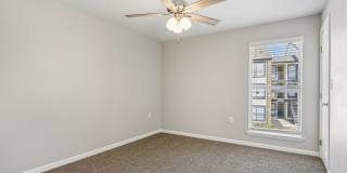 Glen at Highpoint Gallery 27