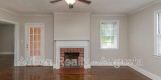 2207 Montclair Street Gallery 3