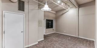 The Globe Gallery 10