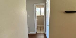 2 Bed, 1 Bath Patio TownHome in the Clayton Neighborhood Gallery 5