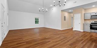 4Bd/ 2Bath Ranch Style home mins from Downtown Burlington 4Bd/ 2Bath Ranch Style home mins from Downtown Burlington Gallery 7