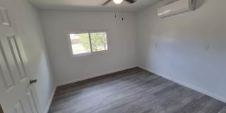 4815 8th Street Gallery 27