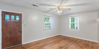 1315 East Red Bud Road Gallery 6