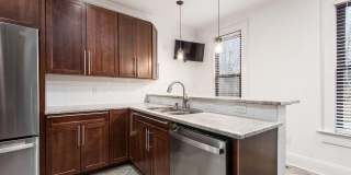 106 E Gates Street Gallery 14