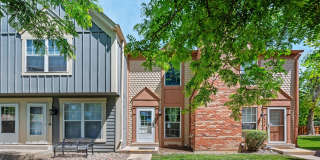 Warm 1 bd in heart of Aurora Gallery 3