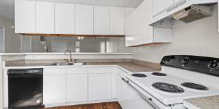 River Crossing ATX - Townhome - 2bd/2.5ba - W/D - Close to Downtown - $1395 Gallery 15