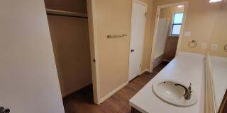 College Station - 3 bedroom / 2 bath / 2 car garage house with fenced in back yard. Gallery 12