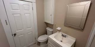 Downstairs 1BD/1BA Near San Antonio College – Easy Access, Central Location! Gallery 10