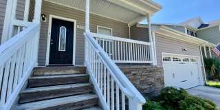Stunning 4 Bedroom, 2.5 Bath Home Just 3 Blocks to Chesapeake Bay Gallery 5