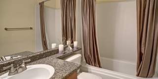 Regency Woods Apartment Homes Gallery 12