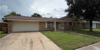 4406 Donegal Drive 4406 Donegal Drive Gallery 1